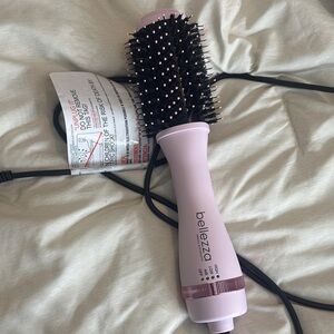 Sold~Bellezza Pink Hair Dryer Brush